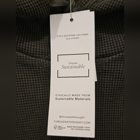 Threads 4 Thought Hoodie w/pockets, NWT, Size XXXL - Picture 6 of 11